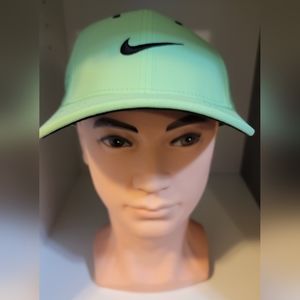 BNWT Nike Dri-Fit Hat